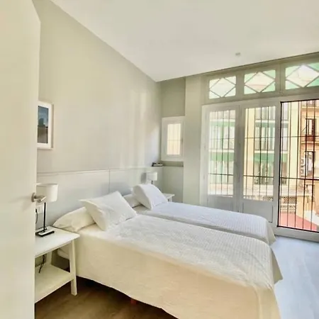 Plaza Catalunya Apartment