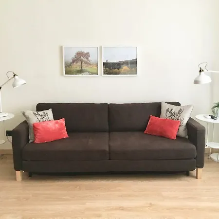 Plaza Catalunya Apartment *