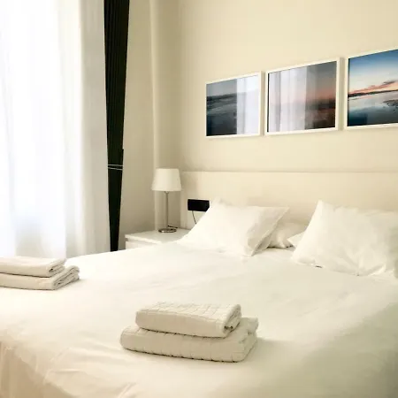Plaza Catalunya Apartment